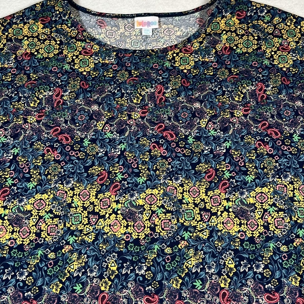 LulaRoe Womens Paisley Long sleeve shirt size 2XL New